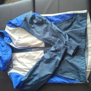Under Armour storm wind breaker